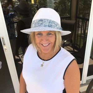 Meet your Posher, Maureen